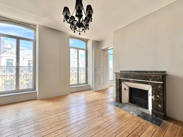 Appartement T4 de 150m2 - Rue Alsace Lorraine