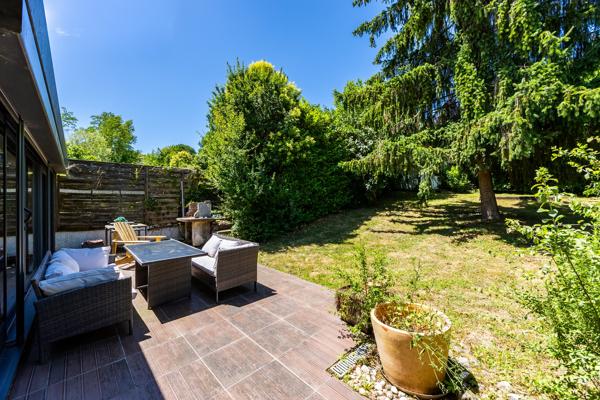 Maison
         5 pièces
        - 113 m² Exclusivité 399 000 € *