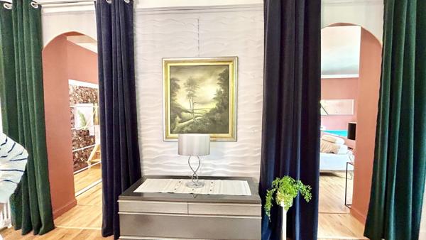 NANCY BOUDONVILLE, PAVILLON PRESTIGE 4 CH , GARAGE, JARDIN, SAUNA...