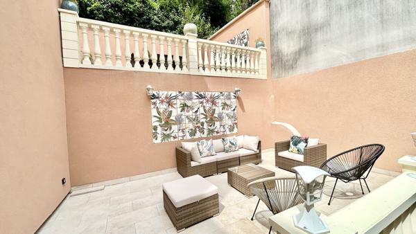 NANCY BOUDONVILLE, PAVILLON PRESTIGE 4 CH , GARAGE, JARDIN, SAUNA...