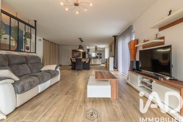 Maison à vendre 5 pièces 115 m² Cosnes-et-Romain