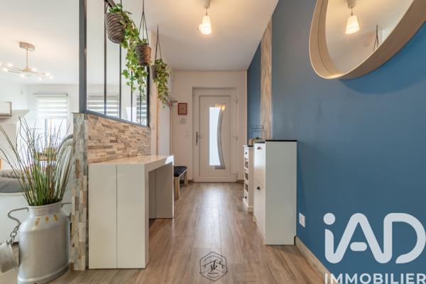 Maison à vendre 5 pièces 115 m² Cosnes-et-Romain