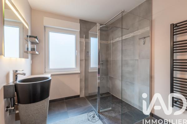 Maison à vendre 5 pièces 115 m² Cosnes-et-Romain