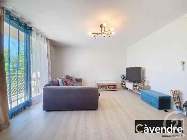 Appartement F4 à vendre  4 pièces - 101,10 m 2   AVIGNON  - 84