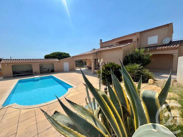 Maison à vendre  4 pièces - 135,30 m 2   ST CYR SUR MER  - 83