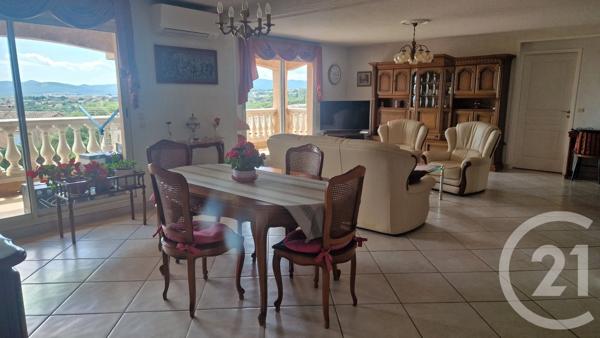 Appartement F4 à vendre  4 pièces - 124 m 2   FREJUS  - 83