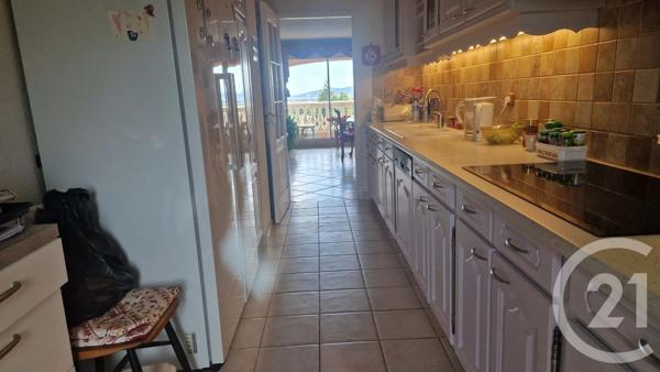 Appartement F4 à vendre  4 pièces - 124 m 2   FREJUS  - 83