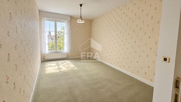Appartement T5 de 98 m² avec garage - Chartres hyper centre