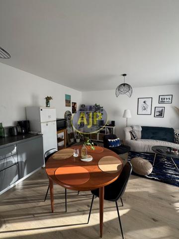 Appartement à louer Nantes : 3 pièces, 60m² avec 2 chambre(s) à 857€ - AJP Immobilier Nantes Sud