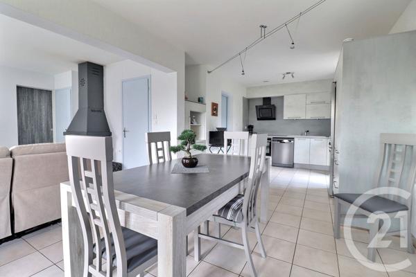 Maison à vendre  5 pièces - 95,47 m2 AMBERIEU EN BUGEY - 01