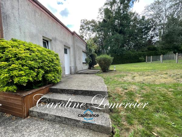 Maison à vendre MAISON DE VILLAGE 1 chambre, dépendances (studio) , garage , terrain 750 m²