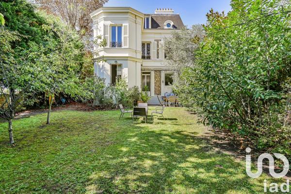 Maison à vendre 8 pièces 232 m² Colombes