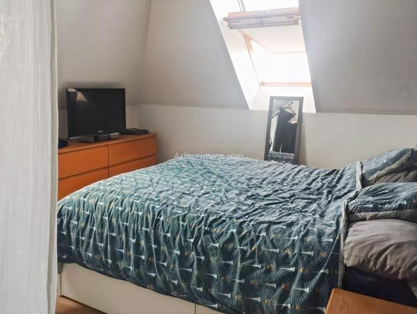 Location                                                      Appartement
                        
                     3 pièces                                         à Chanteloup-en-Brie