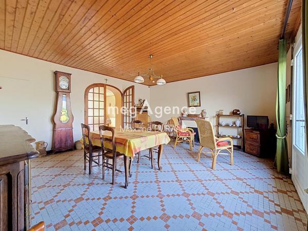 Maison à ROUSSAY, 49450 - 5 pièces 106m²