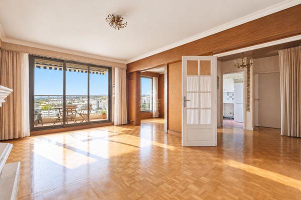 Appartement Saint Germain En Laye 4 pièces 90.08 m2 440 000 € **  - Référence  18947