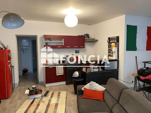 Location Appartement 2 pièces 80.8 m² - 11 RUE DU DOCTEUR EYNARD Bourg De Peage 26300