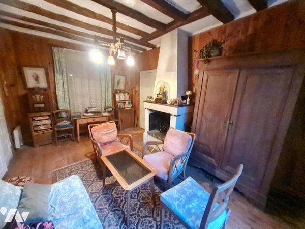 MAISON DE BOURG - A VENDRE- VILLEDIEU LE CHATEAU (41800)