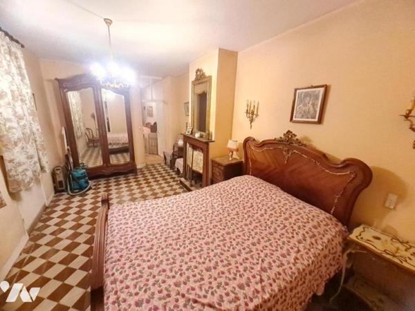 MAISON DE BOURG - A VENDRE- VILLEDIEU LE CHATEAU (41800)