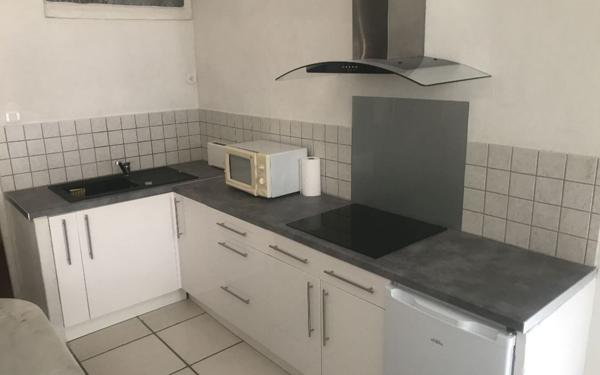 Appartement à louer    2 pièces •  Nîmes