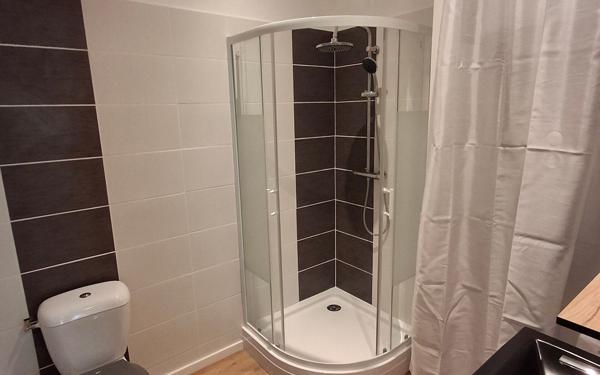 Appartement à louer    2 pièces •  Nîmes