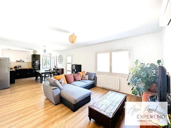 Roussillon (38150) **Maison lumineuse et rénovée & sous-sol complet à exploiter idéalement située à Roussillon**