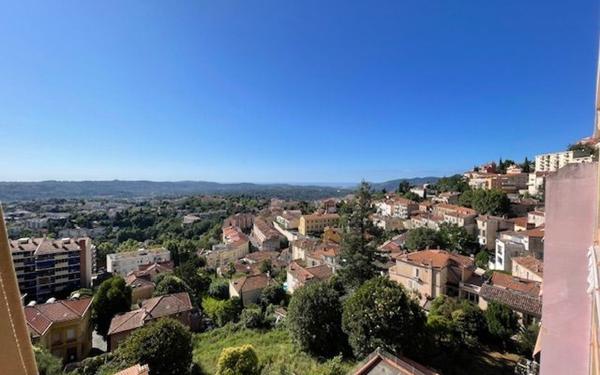 Appartement à vendre    2 pièces • 36,77 m2 Grasse
