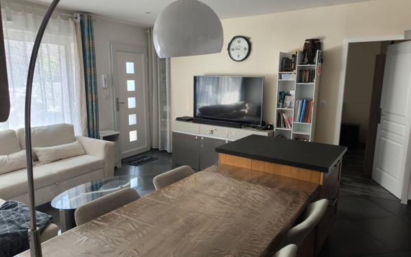 Appartement à vendre    3 pièces • 50 m2 Neyron