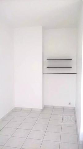 GRENOBLE, T1 bis avec balcon