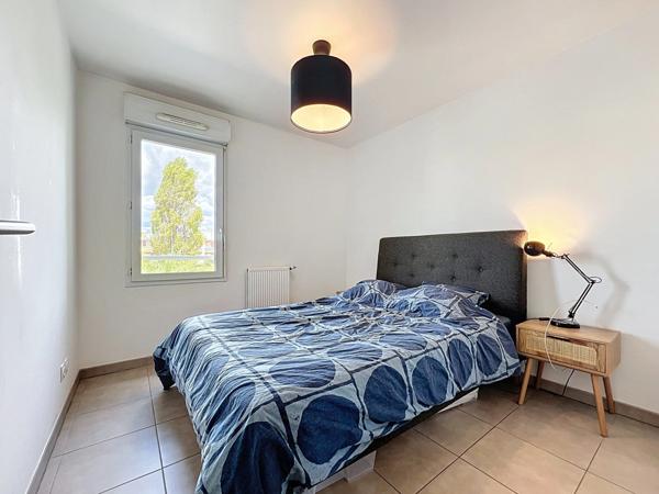 Appartement à vendre 2ème étage avec ascenseur, 3 pièces - 61 m2 + terrasse 11,30 m2 + parking couvert sécurisé