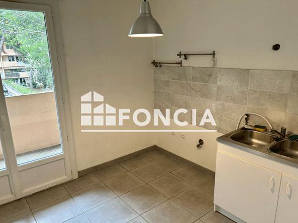 Location Appartement 3 pièces 67 m² - Montpellier 34000