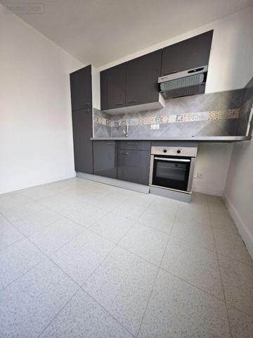 Appartement rénové à louer à Clermont-Ferrand dans le Puy-de-Dôme (63000), ref : 13372/337