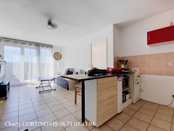 À vendre - T2 de 39 m² avec grande TERRASSE et GARAGE