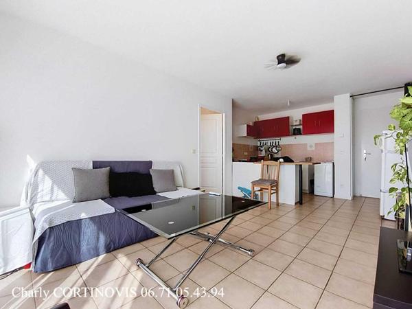 À vendre - T2 de 39 m² avec grande TERRASSE et GARAGE