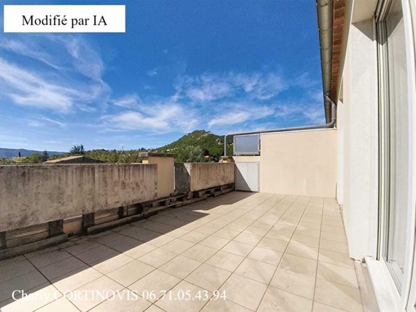 À vendre - T2 de 39 m² avec grande TERRASSE et GARAGE