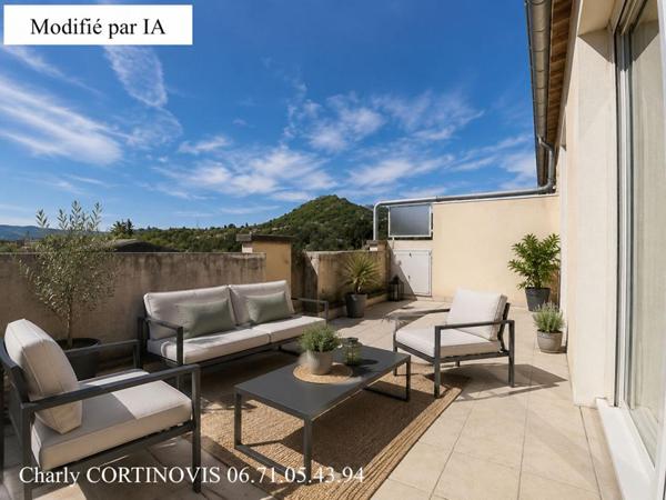 À vendre - T2 de 39 m² avec grande TERRASSE et GARAGE