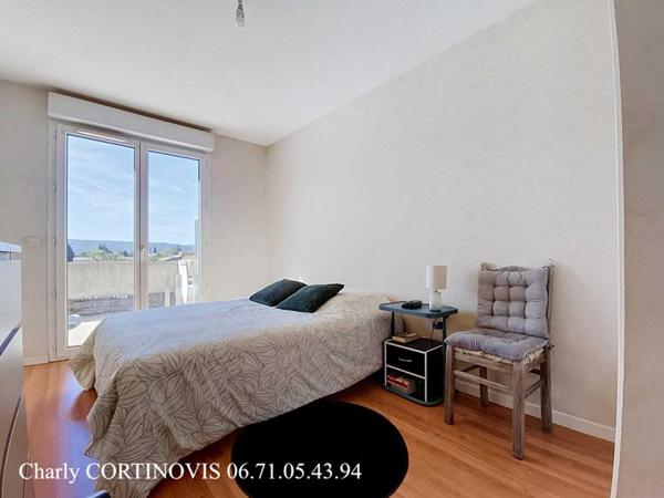 À vendre - T2 de 39 m² avec grande TERRASSE et GARAGE