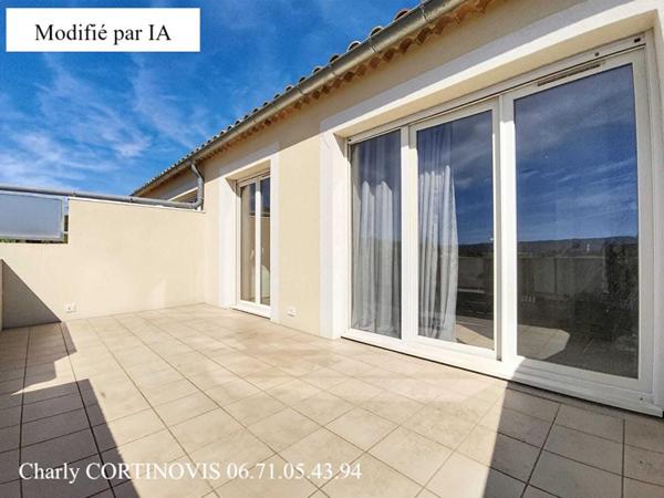 À vendre - T2 de 39 m² avec grande TERRASSE et GARAGE