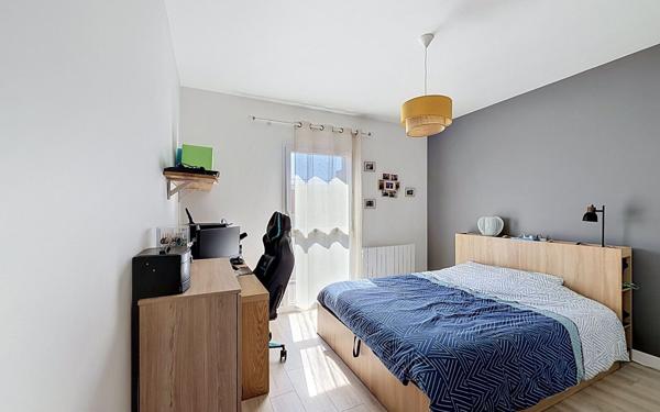 Appartement à vendre    2 pièces • 43,40 m2 Voisins-le-Bretonneux