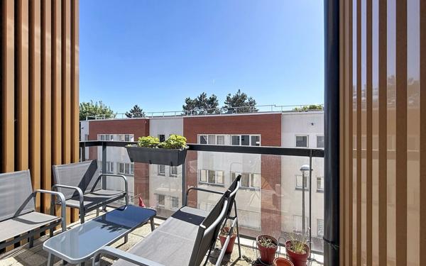 Appartement à vendre    2 pièces • 43,40 m2 Voisins-le-Bretonneux