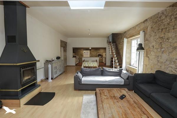 Maison à vendre 603 171 € La Réole 14 p 425 m² DPE D