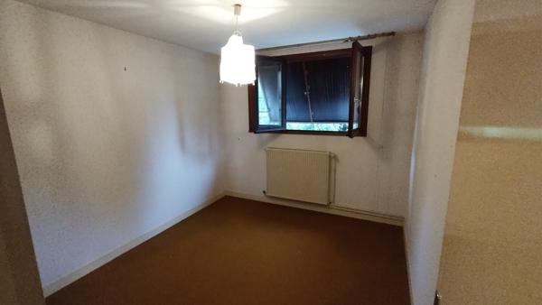 SILLERY - MAISON SOUS-SOL TOTAL - 6 CHAMBRES - JARDIN