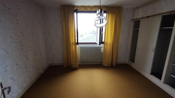 SILLERY - MAISON SOUS-SOL TOTAL - 6 CHAMBRES - JARDIN