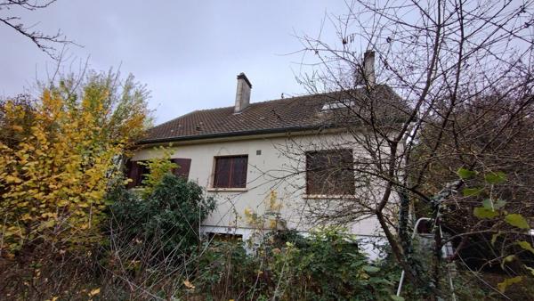 SILLERY - MAISON SOUS-SOL TOTAL - 6 CHAMBRES - JARDIN