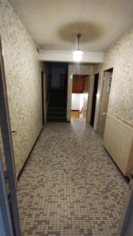 SILLERY - MAISON SOUS-SOL TOTAL - 6 CHAMBRES - JARDIN