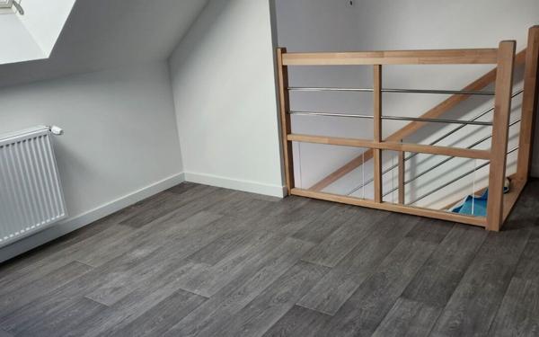 Maison à louer    4 pièces •  Neufchâtel-en-Saosnois