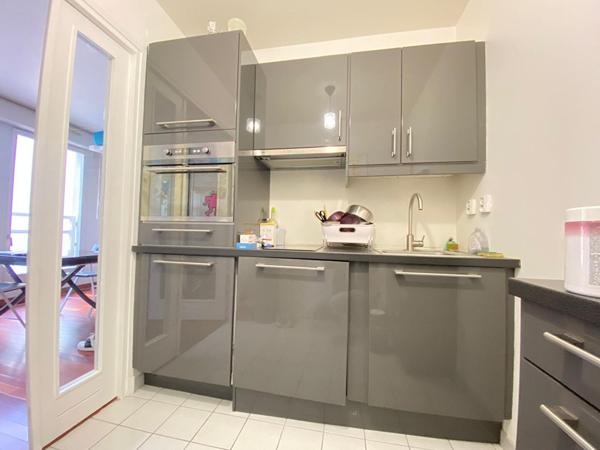 Appartement Paris 1 pièce(s) 26 m2