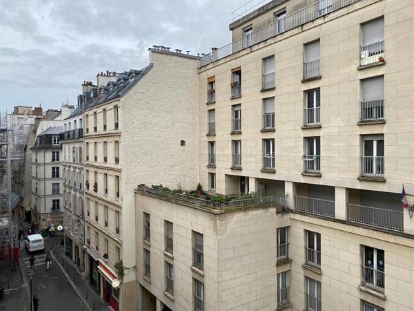 Appartement Paris 1 pièce(s) 26 m2