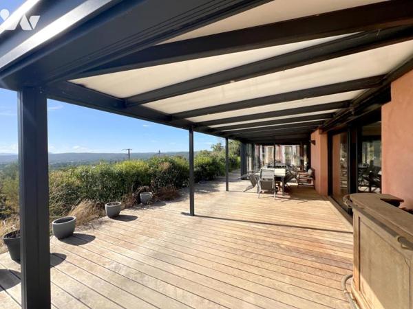 FAYENCE. Adrech du Peyron - Propriété avec maison de 185m², dépendance T2 de 39m² et piscine.