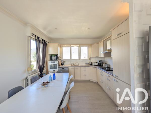 Maison à vendre 6 pièces 131 m² Ploufragan