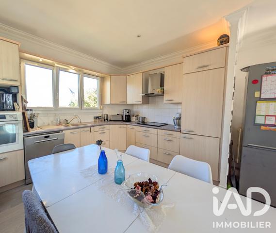 Maison à vendre 6 pièces 131 m² Ploufragan